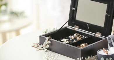 Dlaczego warto trzymać biżuterię w szkatułce?